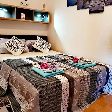 Apartment With Sea View In